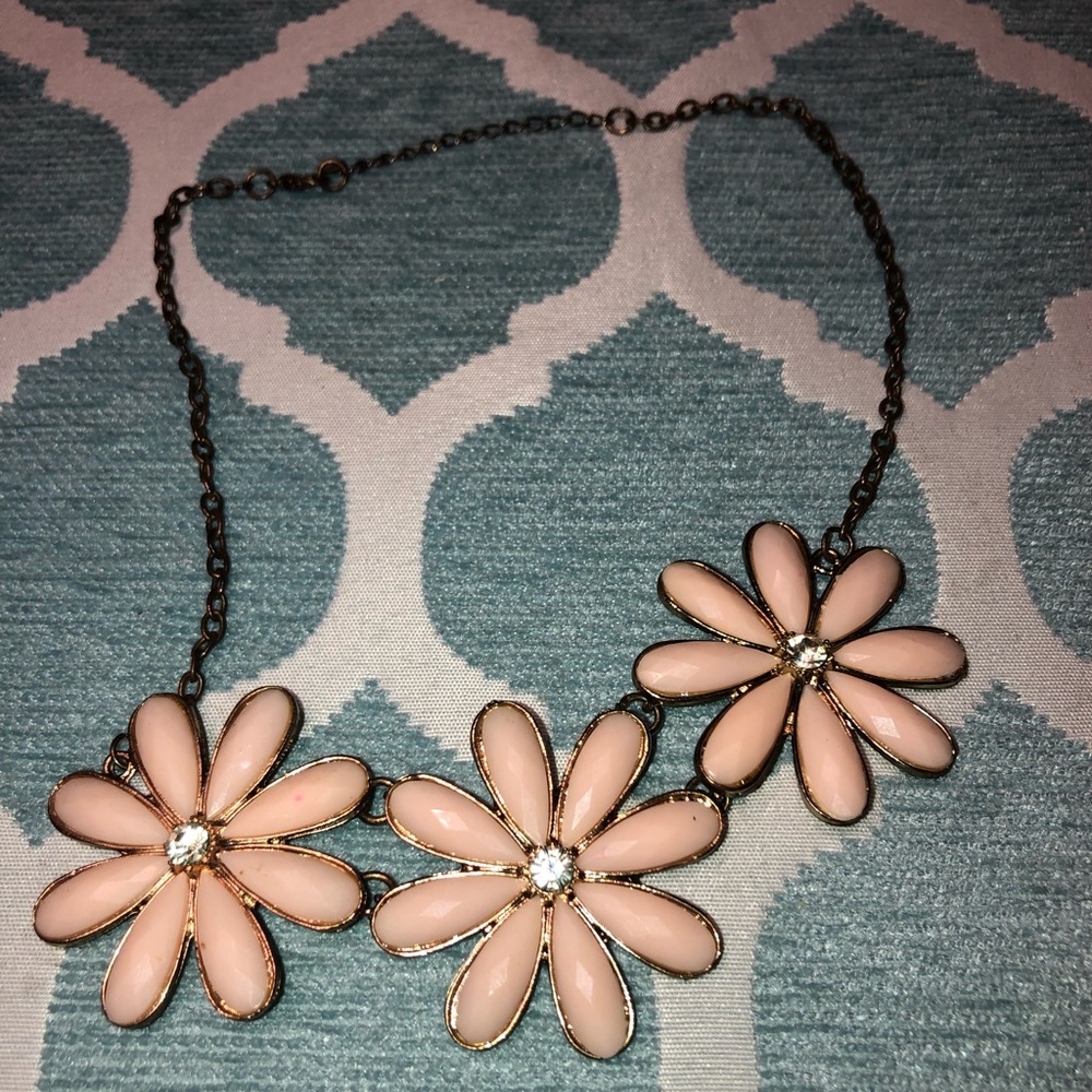 FLOWER NECKLACE SET - Picture 1 of 2